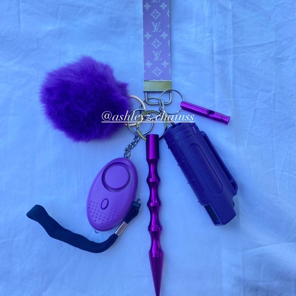 Safety keychain - Picture 1 of 1